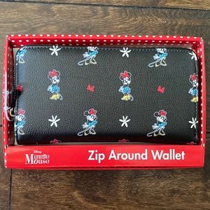 Minnie Mouse Zip Around Wallet